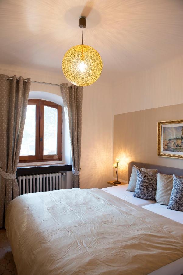 فينوف ليز أفيجْنْ B&B Oasis Des Lavandes - Chambre Coqueliot المظهر الخارجي الصورة