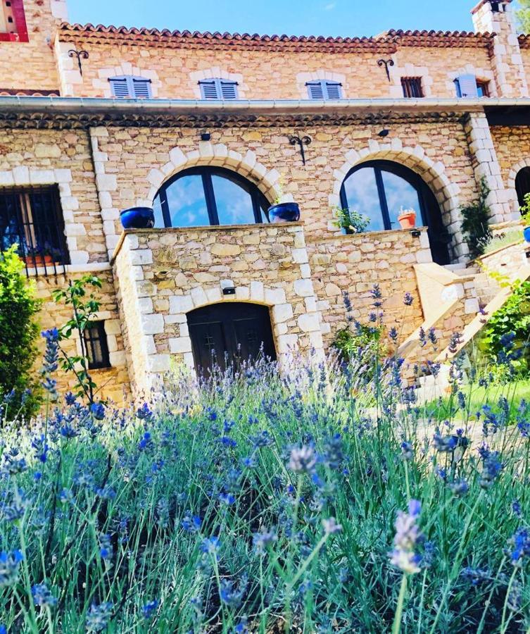 فينوف ليز أفيجْنْ B&B Oasis Des Lavandes - Chambre Coqueliot المظهر الخارجي الصورة
