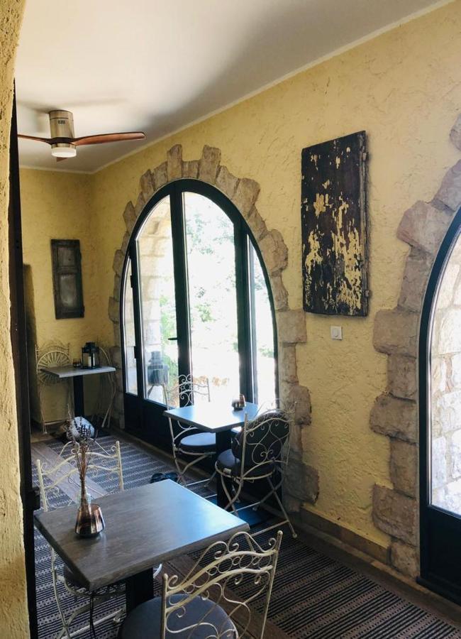 فينوف ليز أفيجْنْ B&B Oasis Des Lavandes - Chambre Coqueliot المظهر الخارجي الصورة
