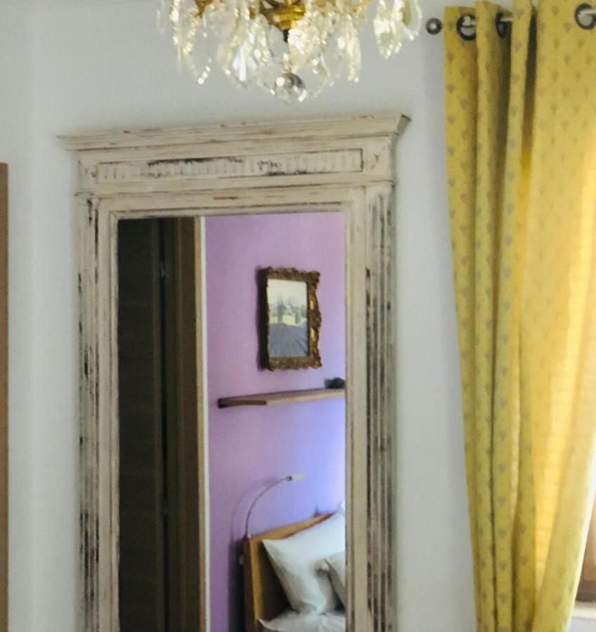 فينوف ليز أفيجْنْ B&B Oasis Des Lavandes - Chambre Coqueliot المظهر الخارجي الصورة